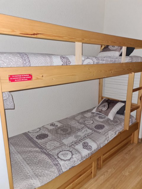 ed55ff62-999f-4fe0-a9f3-7803ca77a9ea-1509371