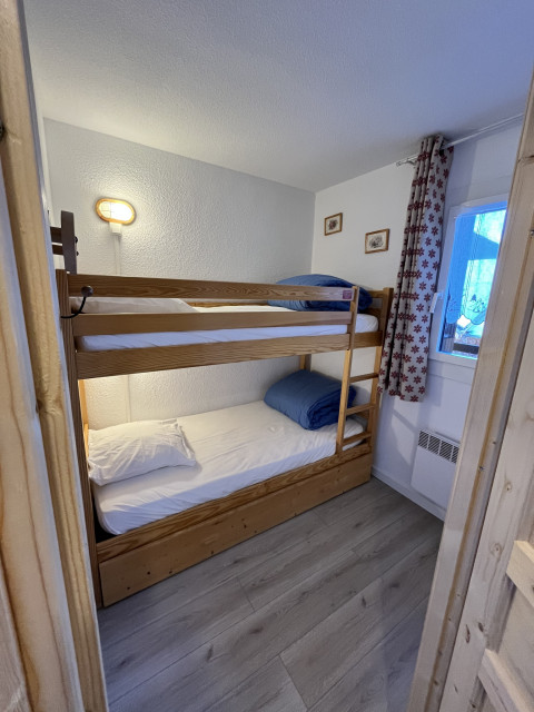 img-7085-1624804 img-7085-1624804