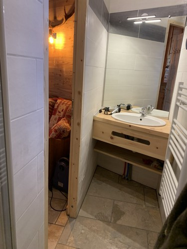 risoul-chalet-etagne-sdb3-582208 risoul-chalet-etagne-sdb3-582208
