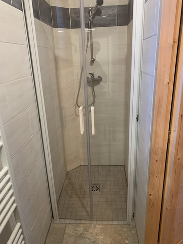 risoul-chalet-etagne-sdb4-582209 risoul-chalet-etagne-sdb4-582209