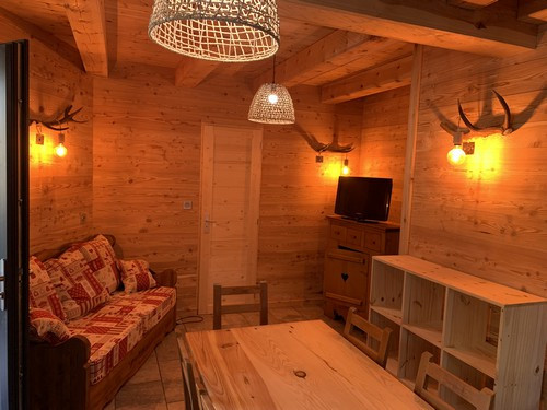 risoul-chalet-etagne-sejour1-582211 risoul-chalet-etagne-sejour1-582211