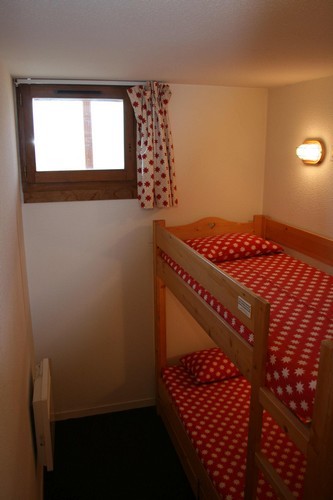 risoul-hebergement-altair-68-chambre1-etage-garbati-10732 risoul-hebergement-altair-68-chambre1-etage-garbati-10732