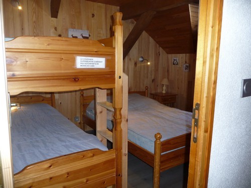 risoul-hebergement-assaud-blandine-bernardsport-6-chambre-13883 risoul-hebergement-assaud-blandine-bernardsport-6-chambre-13883