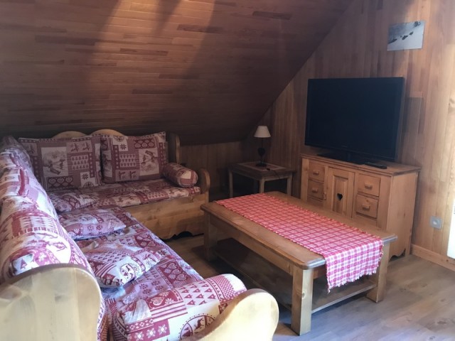 risoul-hebergement-boissin-sejour-salon-16214 risoul-hebergement-boissin-sejour-salon-16214