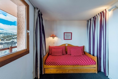 risoul-hebergement-cassiopee-cabine-ml-11134 risoul-hebergement-cassiopee-cabine-ml-11134