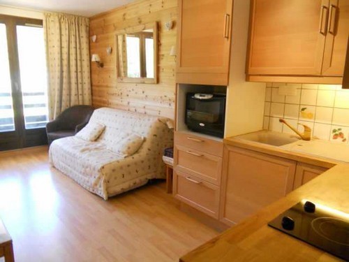 risoul-hebergement-cesier-24-sejour-cuisine-otim-9629