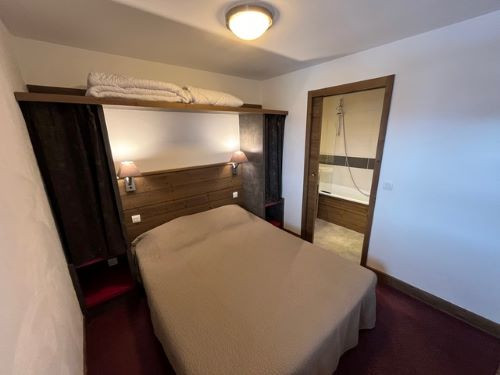 risoul-hebergement-claude-deneb-37-chambre-1107730