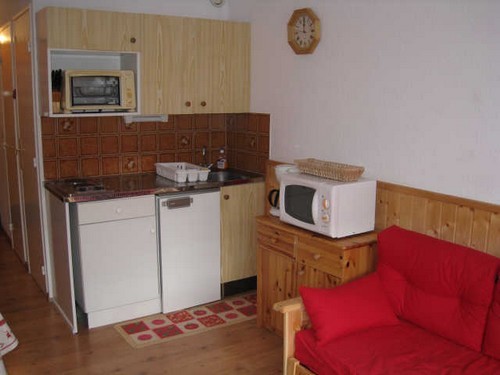 risoul-hebergement-cristal-312b-cuisine-2199