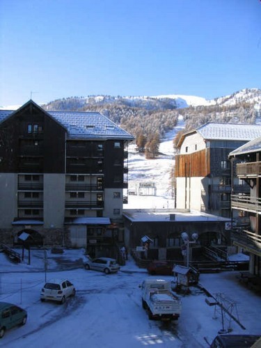 risoul-hebergement-cristal-vue-balcon-3140