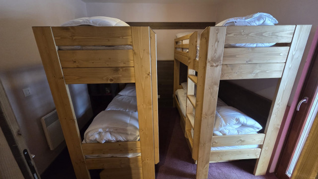 risoul-hebergement-deneb22-chambre3-2482130