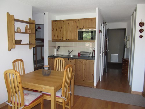 risoul-hebergement-diamant-cuisine-6410