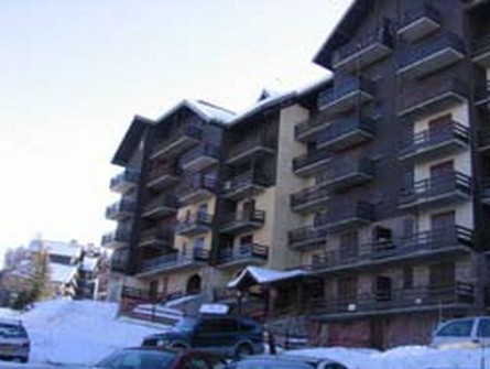 risoul-hebergement-exterieur-villa221-urbania-4553