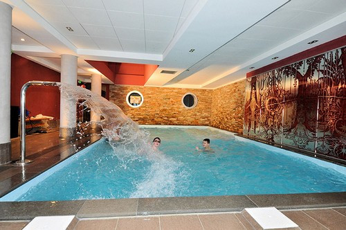 risoul-hebergement-fevet-antares611-piscine-13263 risoul-hebergement-fevet-antares611-piscine-13263