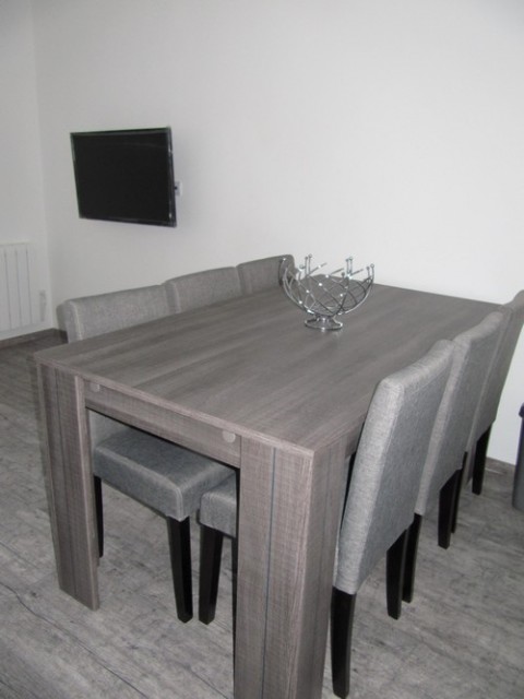 risoul-hebergement-laus-208-table-otim-6124