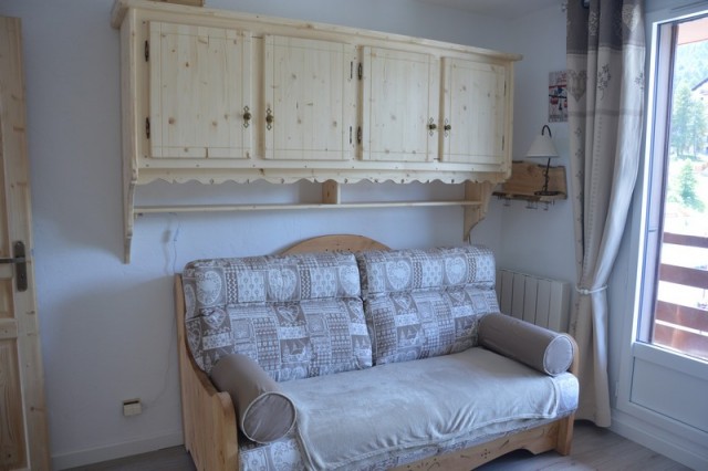 risoul-hebergement-margaillan-soldanelles28-sejour3-461937 risoul-hebergement-margaillan-soldanelles28-sejour3-461937