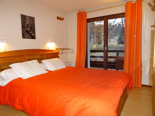 risoul-hebergement-melezet-h9-chambre-giraudeau-10726 risoul-hebergement-melezet-h9-chambre-giraudeau-10726