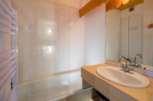 risoul-hebergement-monalisa-castor-pollux-apt6-sdb1-255631 risoul-hebergement-monalisa-castor-pollux-apt6-sdb1-255631