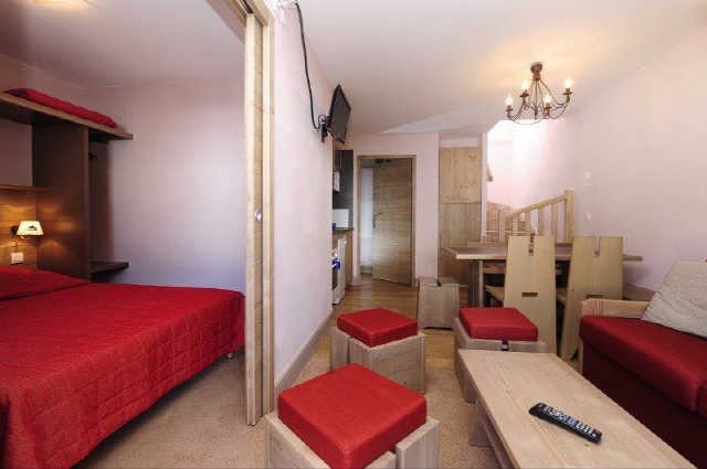 risoul-hebergement-otim-antares-710-sejour-chambre-12169