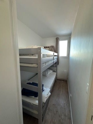 risoul-hebergement-risoulresa-maire-chabrieres61-cabine-1599876 risoul-hebergement-risoulresa-maire-chabrieres61-cabine-1599876