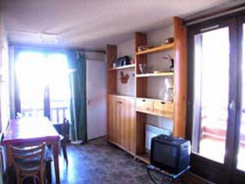 risoul-hebergement-urbania-airelles46a-salon1-4198