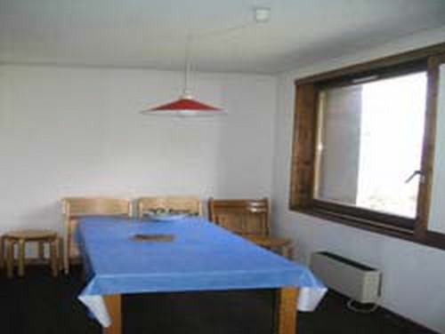 risoul-hebergement-urbania-chaletmarmotte-salon1-4176