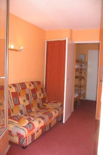 risoul-hebergement-urbania-soldanelles-salon-1015