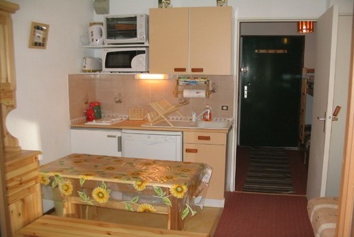 risoul-hebergement-urbania-soldanelles34-cuisine-1-909