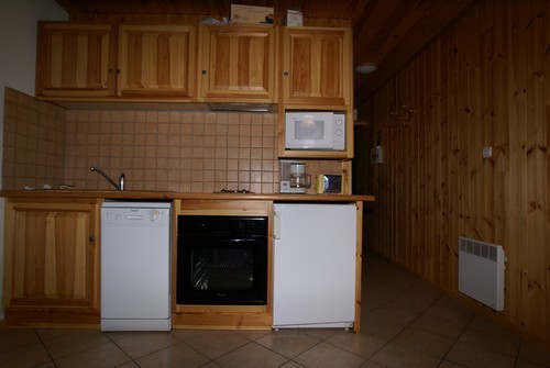 risoul-hebergement-valbel-assaud-cuisine-1-432 risoul-hebergement-valbel-assaud-cuisine-1-432