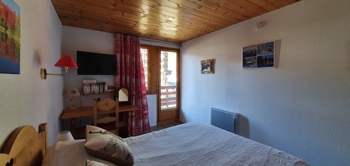 risoul-hebergment-delhinger-vega706-chambre-462548 risoul-hebergment-delhinger-vega706-chambre-462548