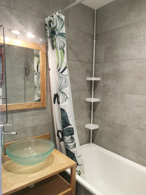 salle-de-bain-470798 salle-de-bain-470798