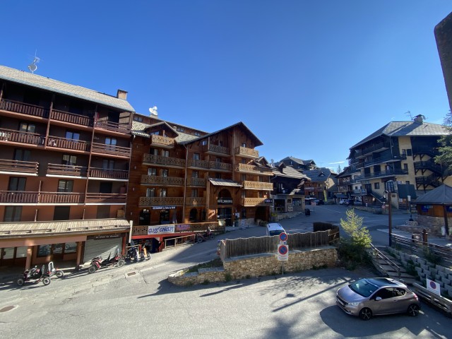 ValbelC02 Risoul appartement 5 couchages Vue ValbelC02 Risoul appartement 5 couchages Vue