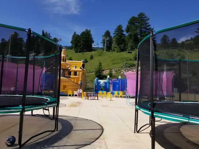 zebulons trampolines & jeux gonflables à Risoul 1850